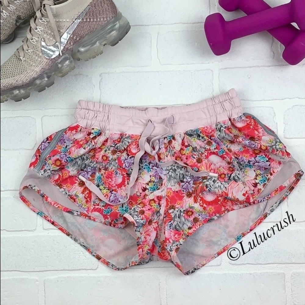 🍋Lululemon Hotty Hot Short!